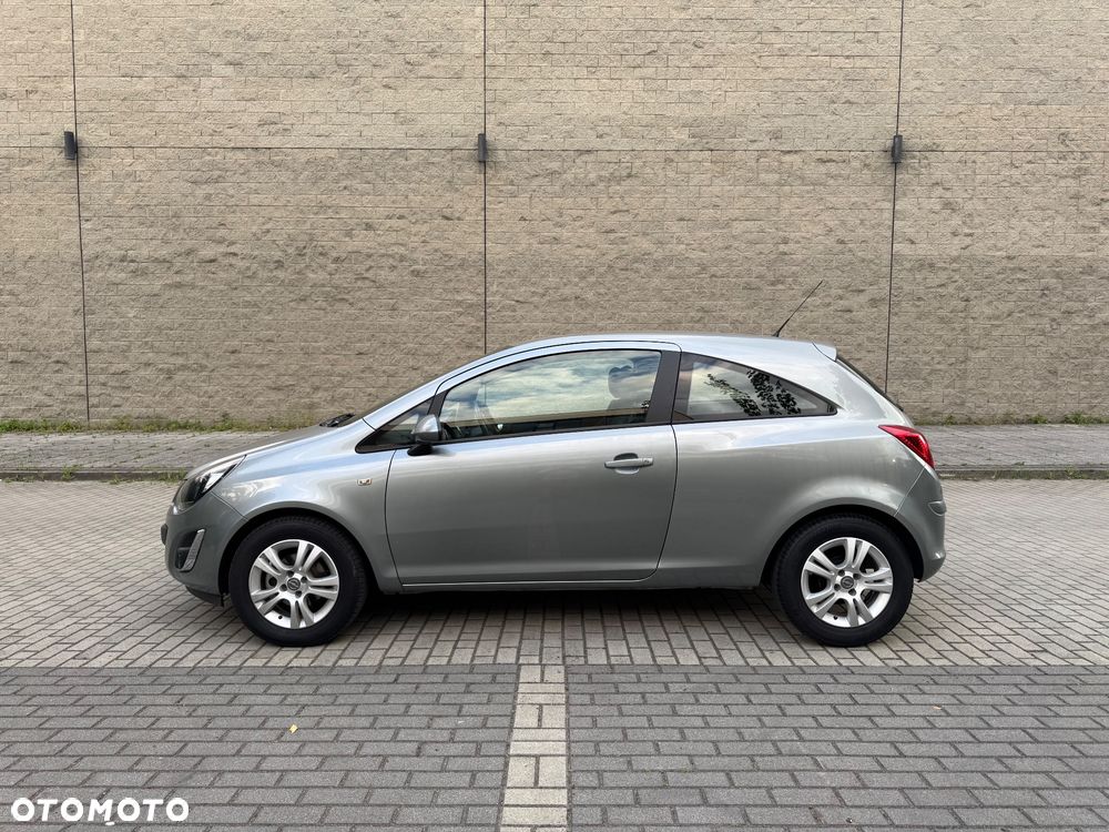 Opel Corsa 1.2 16V Enjoy - 18
