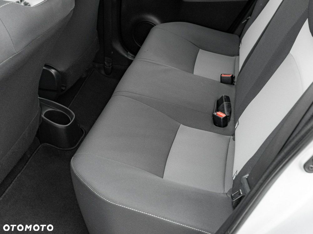 Toyota Yaris 1.5 Premium - 27