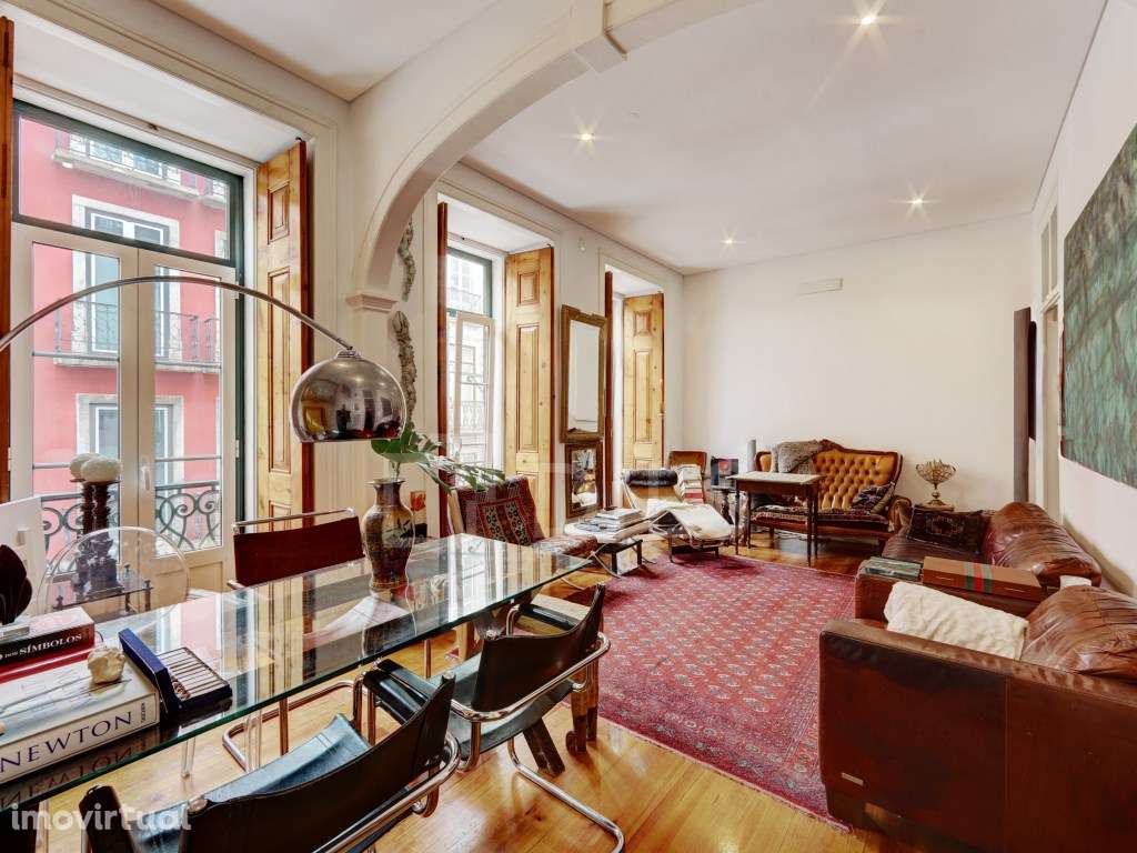 Apartamento T3+2 com grande terraço na Praça da Alegria - Grande imagem: 4/20