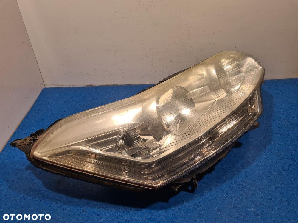 CITROEN C5 II REFLEKTOR PRAWY - 2
