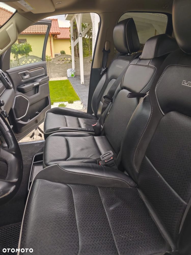 RAM 1500 5.7 Quad Cab Laramie - 9