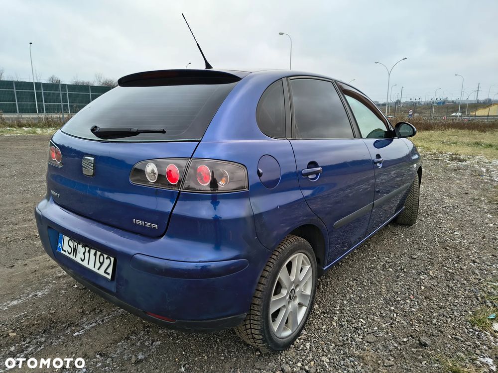 Seat Ibiza 1.4 16V Signo - 5