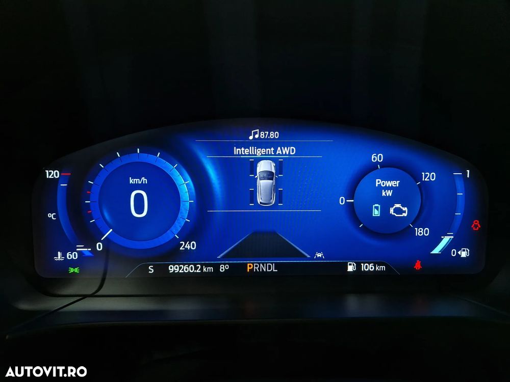 Ford Kuga 2.5 Duratec FHEV 4x4 TITANIUM - 9