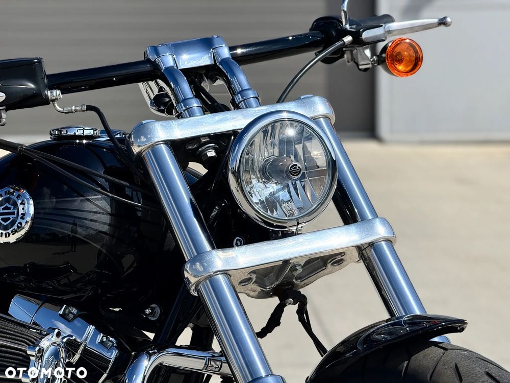 Harley-Davidson FXSB Breakout - 35
