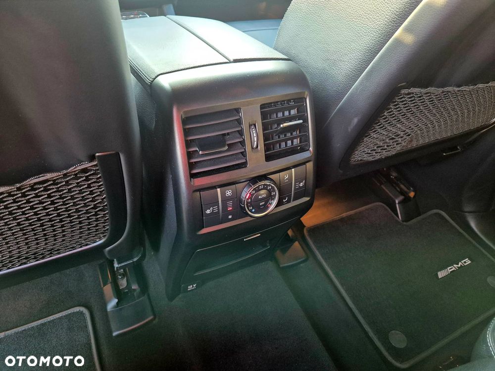 Mercedes-Benz GLE 350 d 4Matic 9G-TRONIC AMG Line - 12