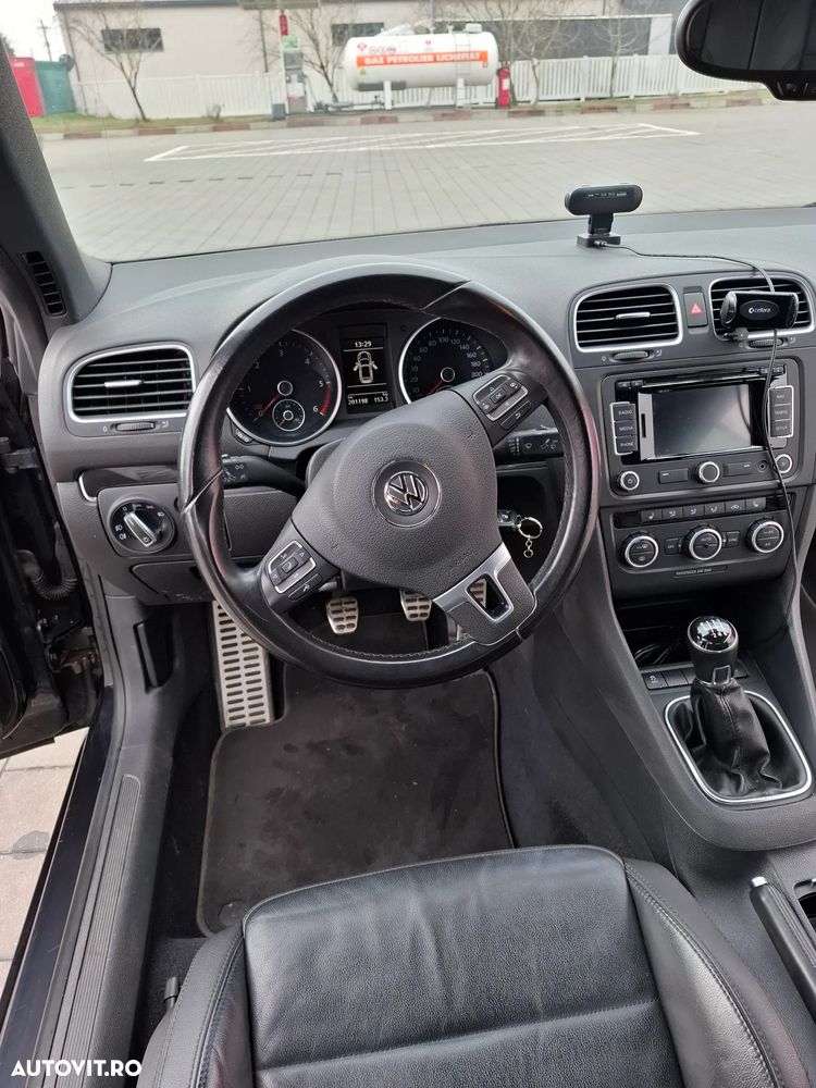 Volkswagen Golf 2.0 TDI BlueMotion Technology - 12