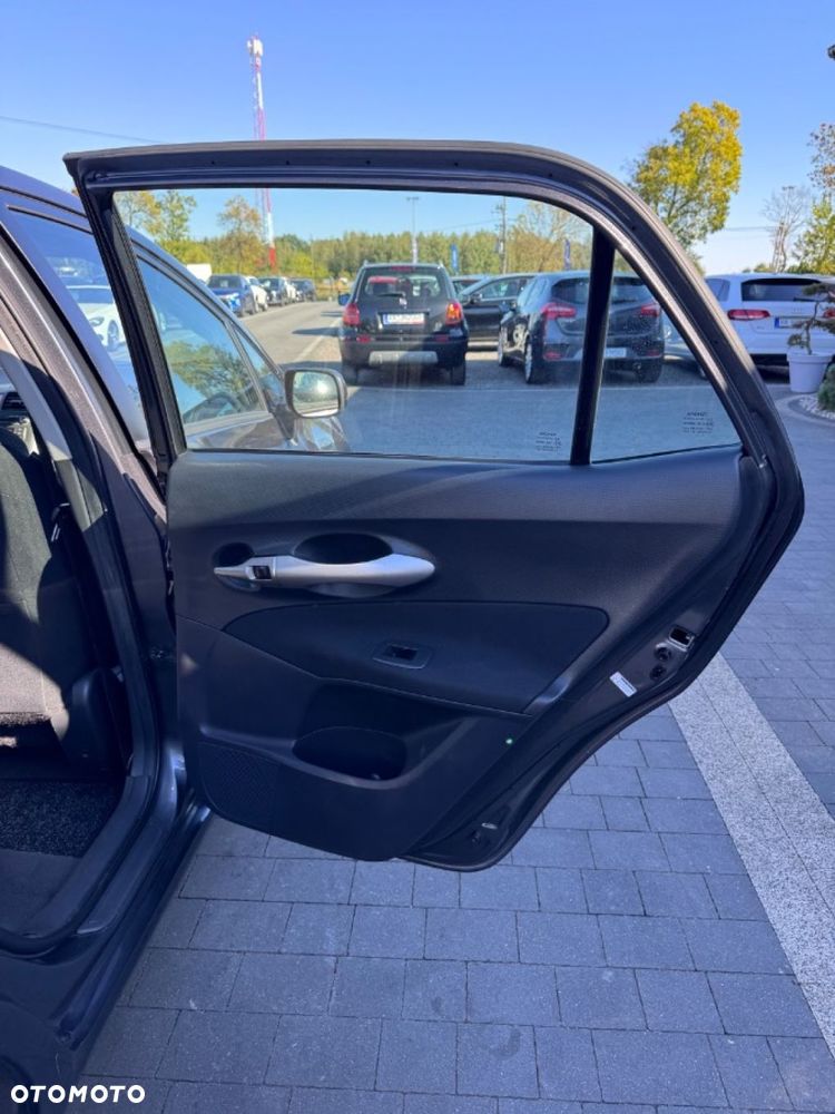 Toyota Auris - 37