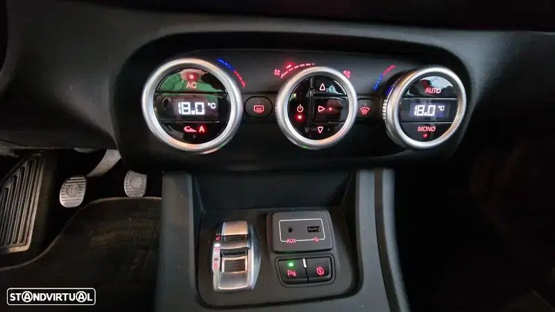 Alfa Romeo Giulietta 1.6 JTDm Super J18 - 12