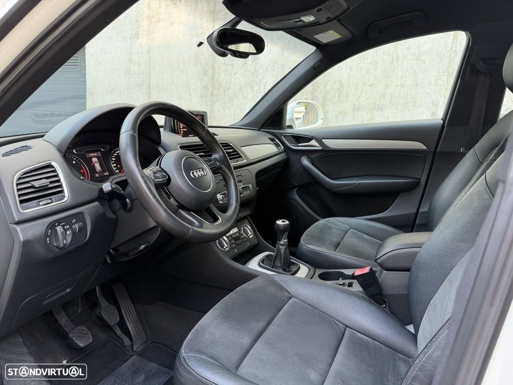 Audi Q3 2.0 TDI Business Line - 10