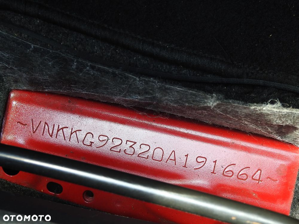 Toyota Yaris 1.0 Entry - 36