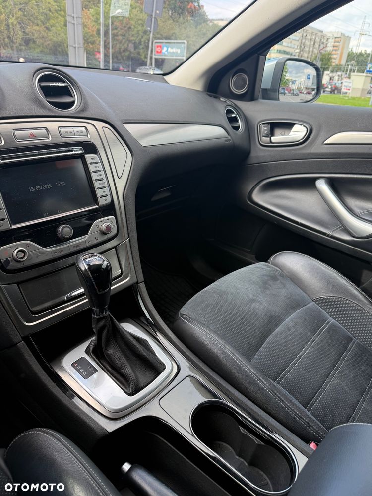 Ford Mondeo 2.0 TDCi Titanium X - 16
