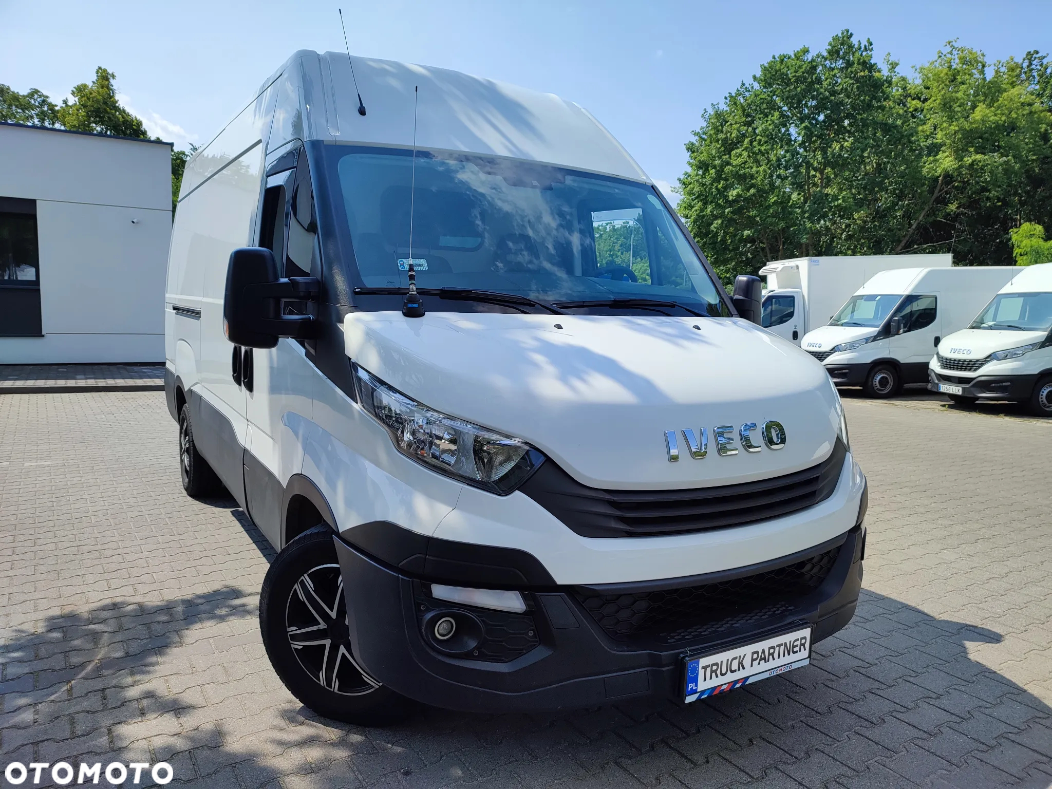 Iveco Daily średni - 3