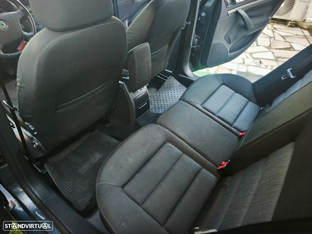 Skoda Octavia Break 1.9 TDi Sportline - 20