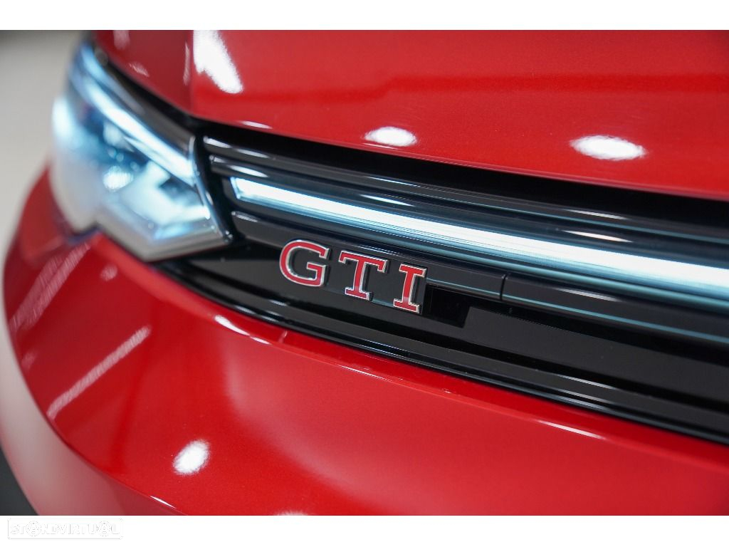 VW Golf 2.0 TSI GTI DSG - 19