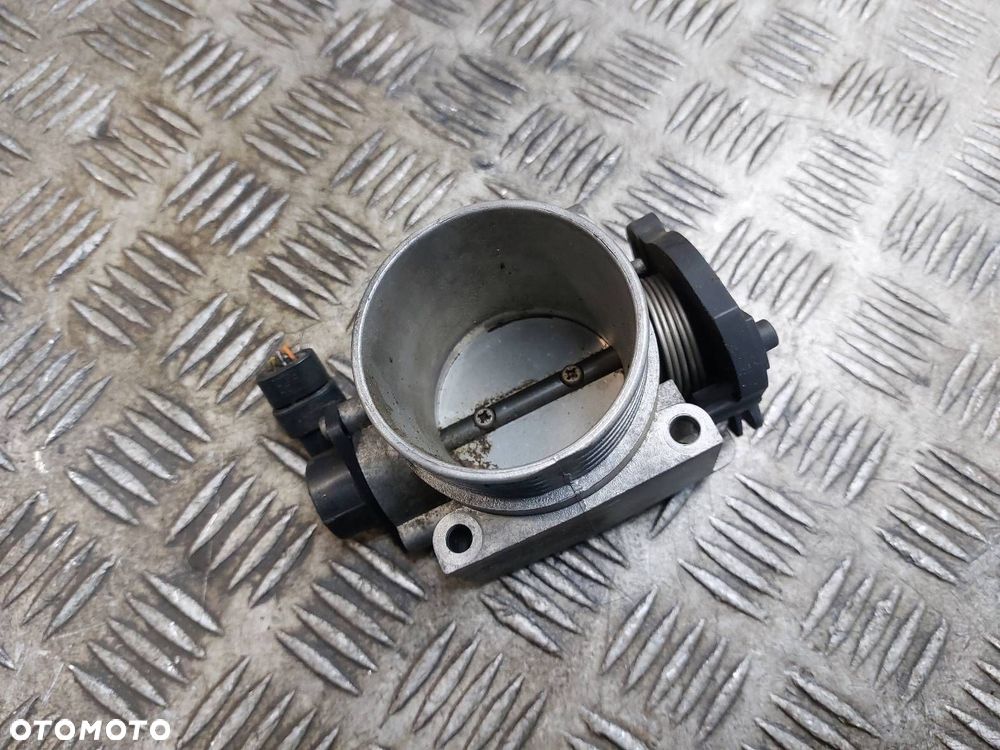 PRZEPUSTNICA VOLVO V40 I S40 I 1.8 16V 9186780 - 1