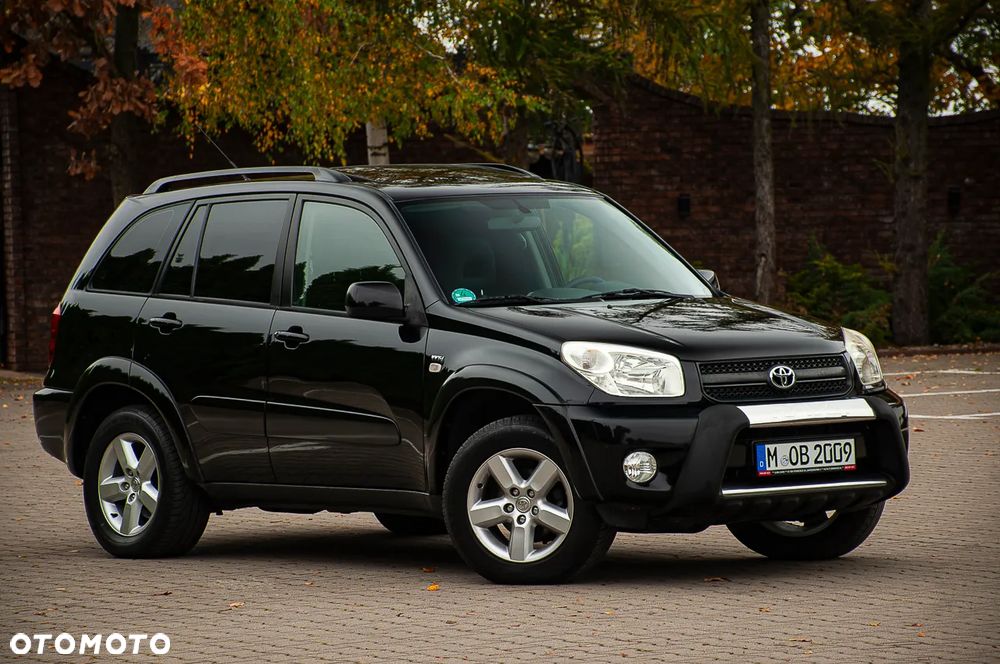 Toyota RAV4 2.0 VVT-i 4x4 - 27