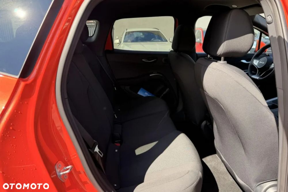 BYD Dolphin Boost E-CVT - 11