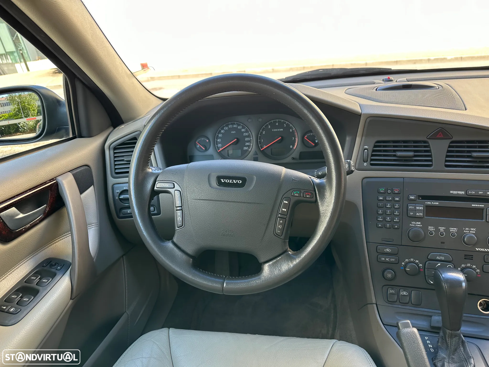 Volvo V70 - 33
