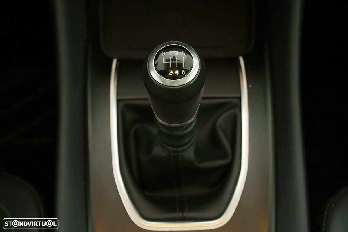 Nissan Qashqai 1.3 DIG-T N-Connecta - 14