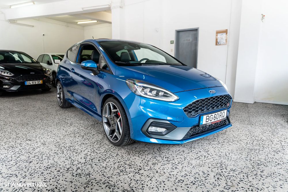 Ford Fiesta 1.5 EcoBoost S&S ST X - 3