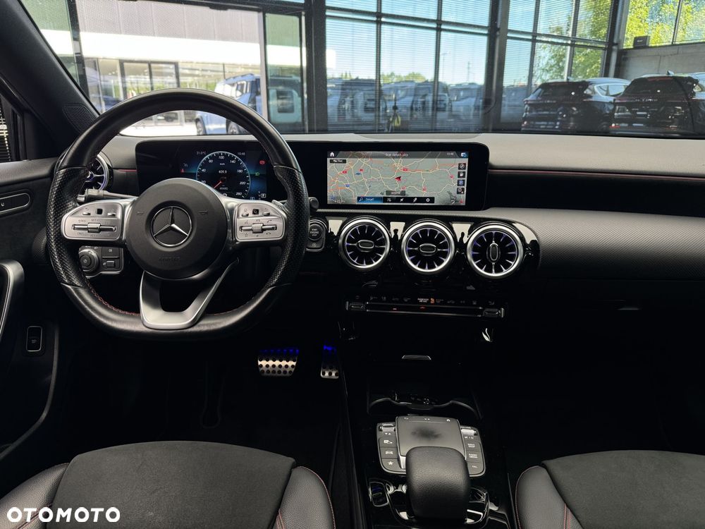 Mercedes-Benz Klasa A 200 AMG Line 7G-DCT - 16