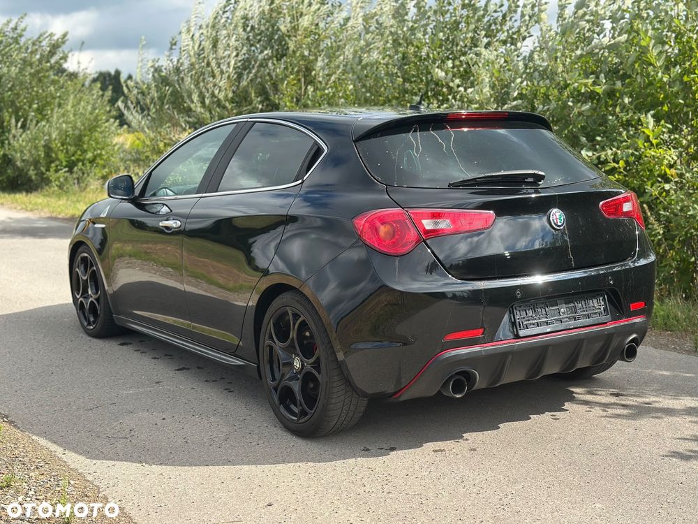 Alfa Romeo Giulietta 1750 TBi QV TCT - 8