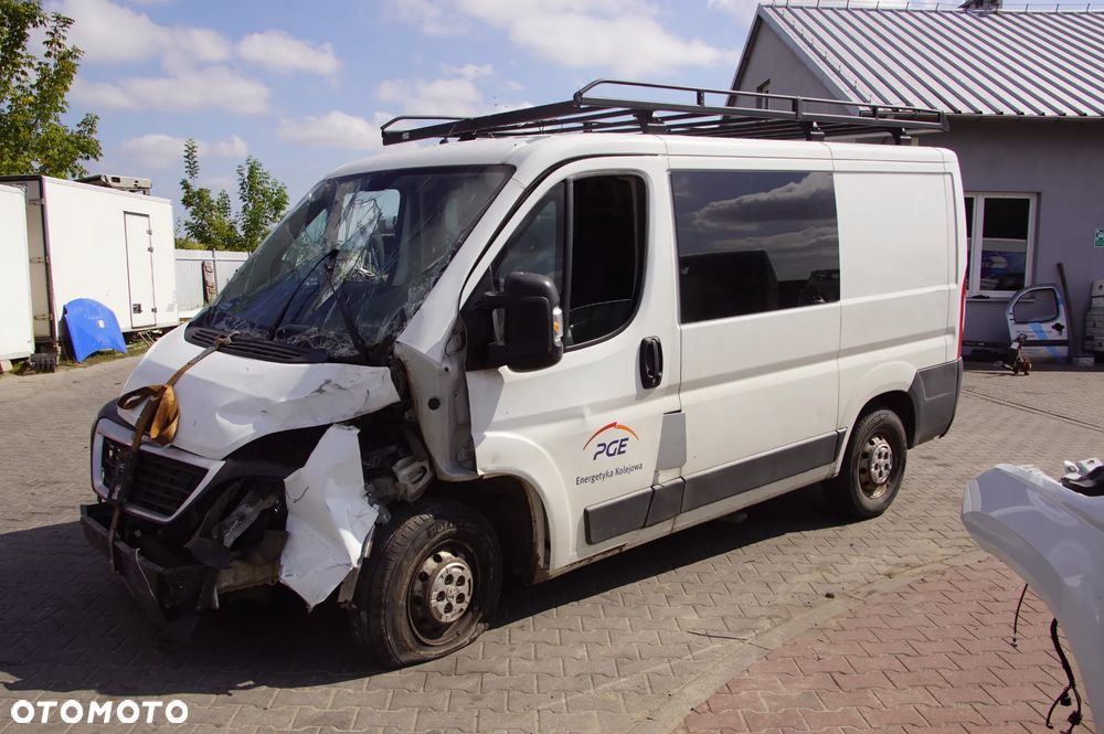 Auto na części - Peugeot Boxer III 2.0 BlueHDI 110 KM AH03 20GP19 2017R Silnik Skrzynia Drzwi Szyba Klapa Lampa Lusterko Deska Kokpit Sterownik Moduł Czujnik Licznik Kierownica - 9