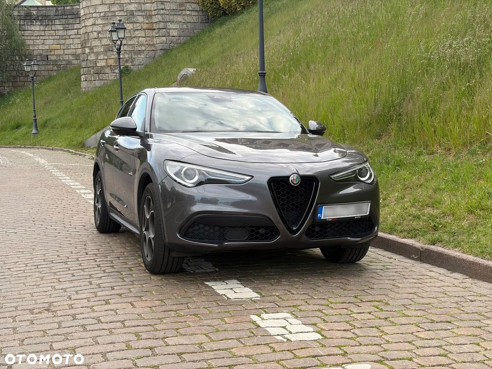 Alfa Romeo Stelvio 2.0 Turbo Sprint Q4 - 3
