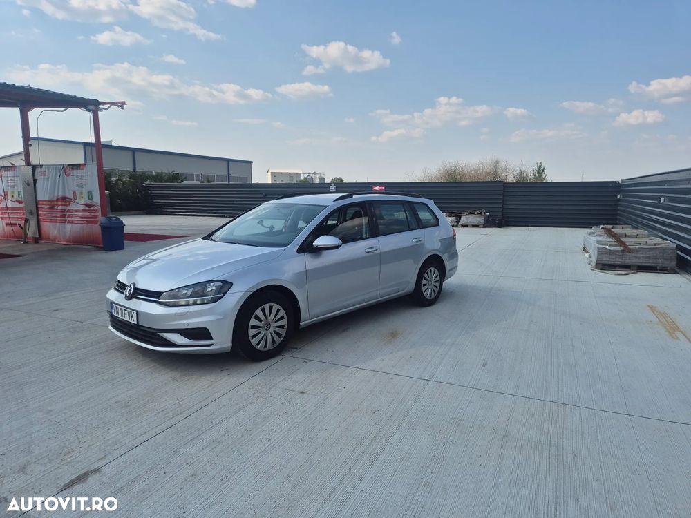 Volkswagen Golf 1.6 TDI SCR Comfortline - 1