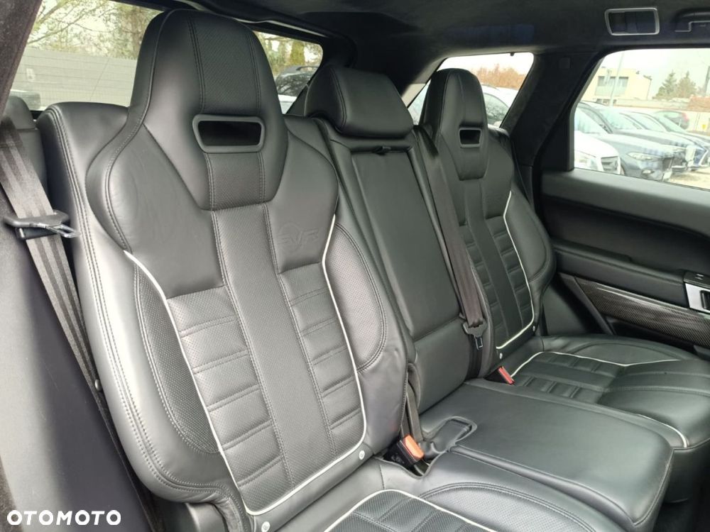 Land Rover Range Rover Sport - 24