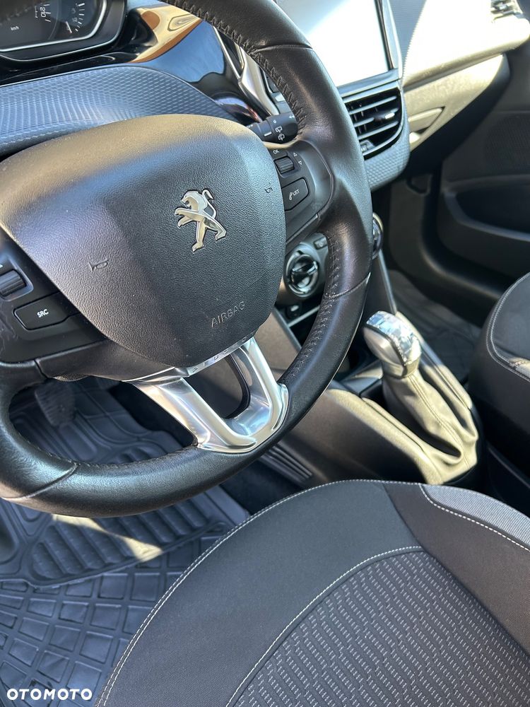 Peugeot 208 1.6 BlueHDi Active S&S - 17