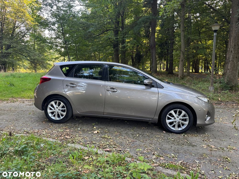 Toyota Auris 1.6 Valvematic START Edition - 6