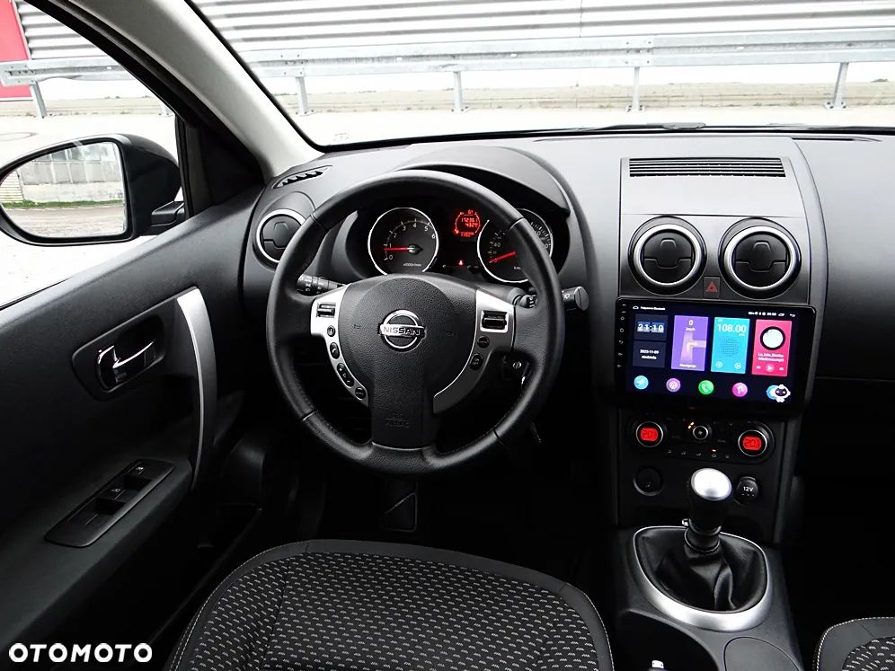 Nissan Qashqai+2 2.0 Tekna - 26