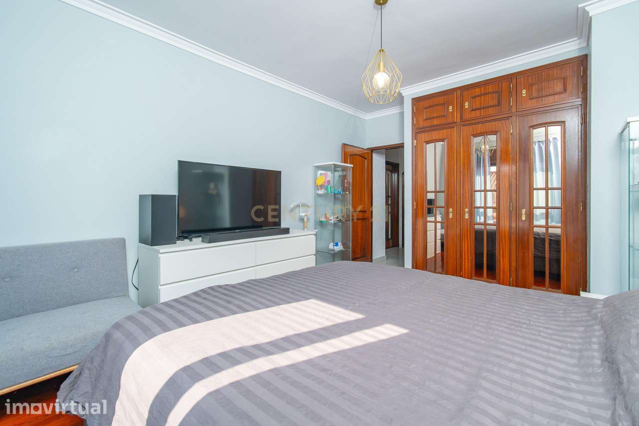 Apartamento T2 Renovado, em Mem Martins - Grande imagem: 4/18