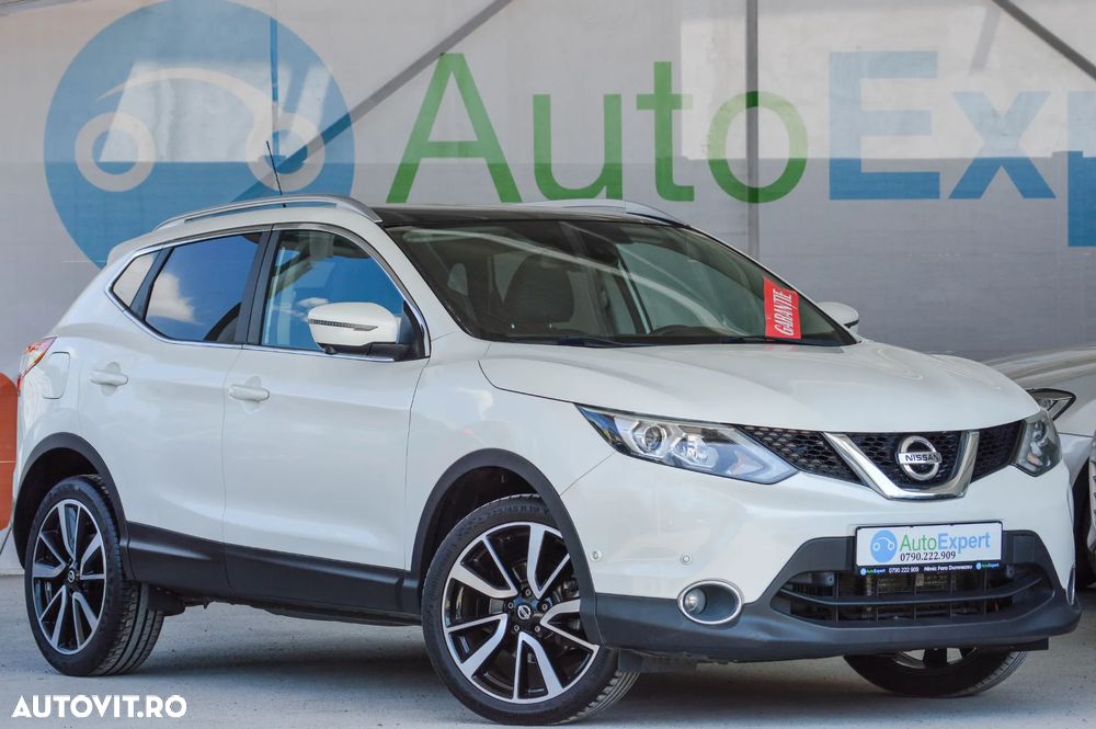 Nissan Qashqai 1.6 DCI Xtronic TEKNA - 3
