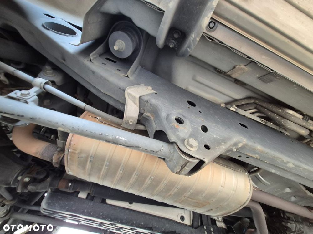 Toyota Sequoia - 14