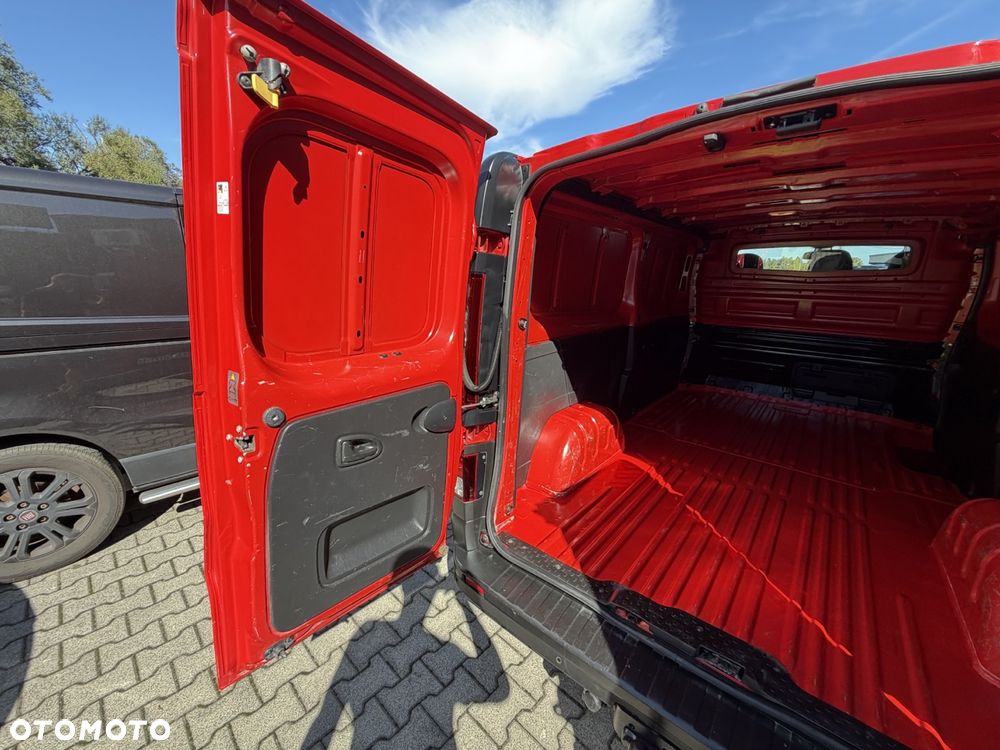 Renault Trafic - 21