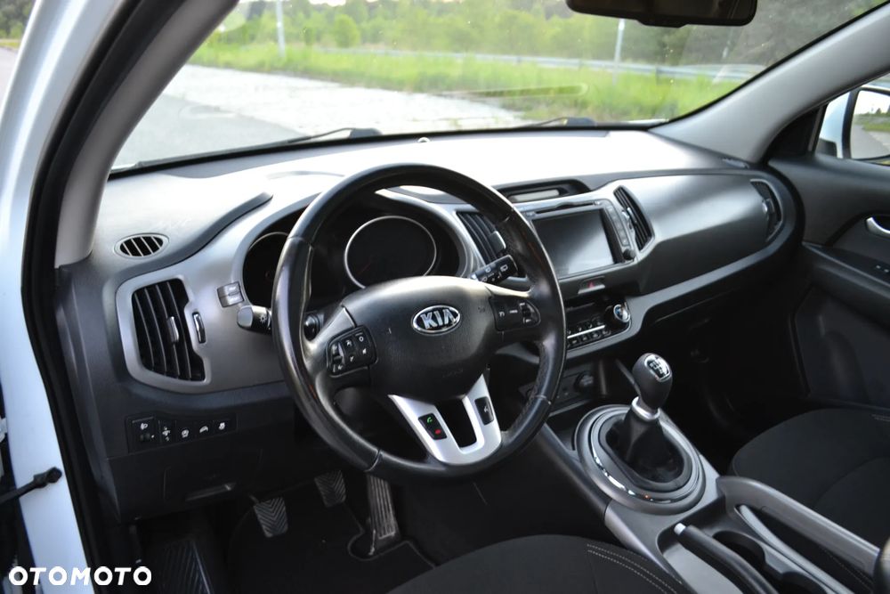 Kia Sportage - 16
