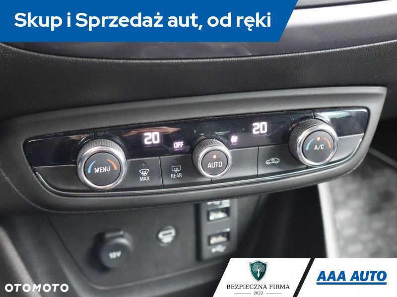 Opel Crossland X - 15