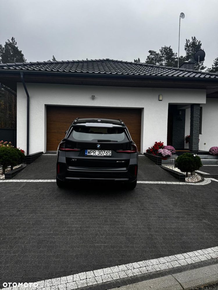 BMW X1 - 8