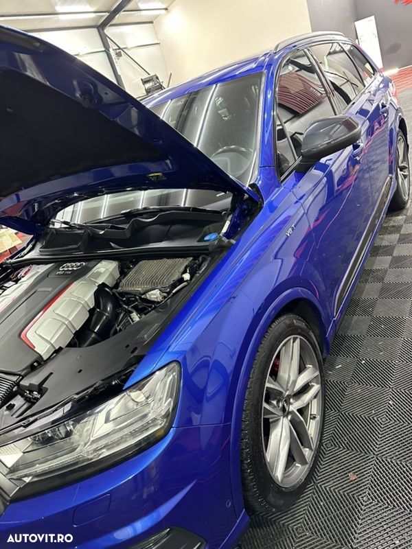 Audi SQ7 4.0 TDI quattro Tiptronic - 25