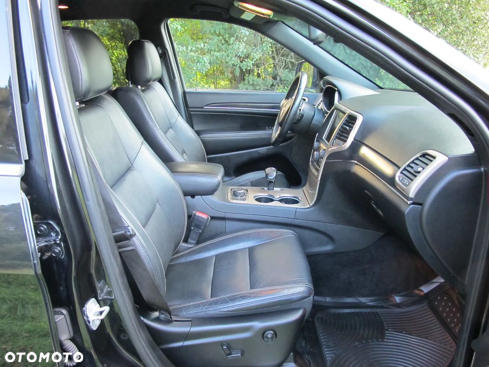Jeep Grand Cherokee - 9