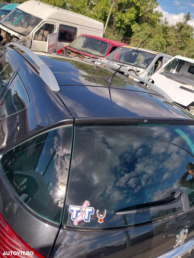 DEZMEMBREZ PEUGEOT 407, 1.8 FZ, BREAK CU PLAFON PANORAMIC - 12