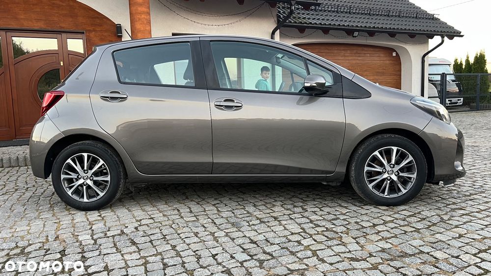 Toyota Yaris 1.0 Premium EU6 - 4