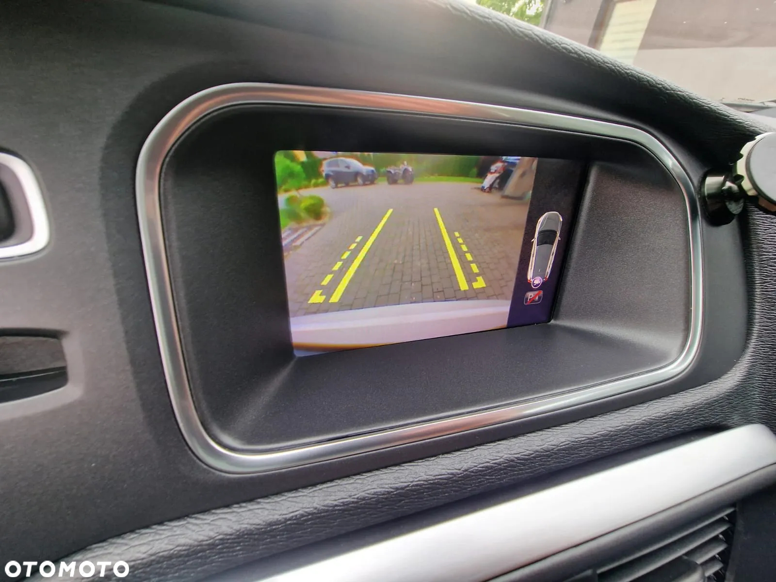 Volvo V40 D3 Geartronic RDesign - 19
