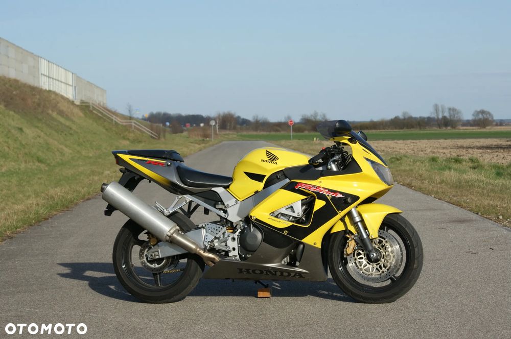 Honda CBR - 2