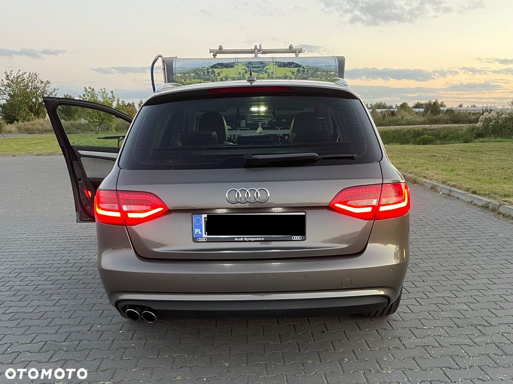 Audi A4 Avant - 11