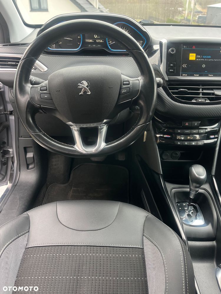 Peugeot 2008 PureTech 110 Stop&Start EAT6 GT-Line Edition - 12