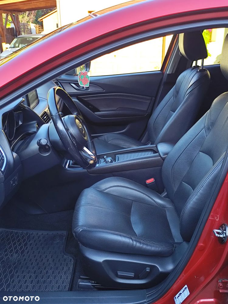 Mazda 3 SKYACTIV-G 120 Signature+ - 11