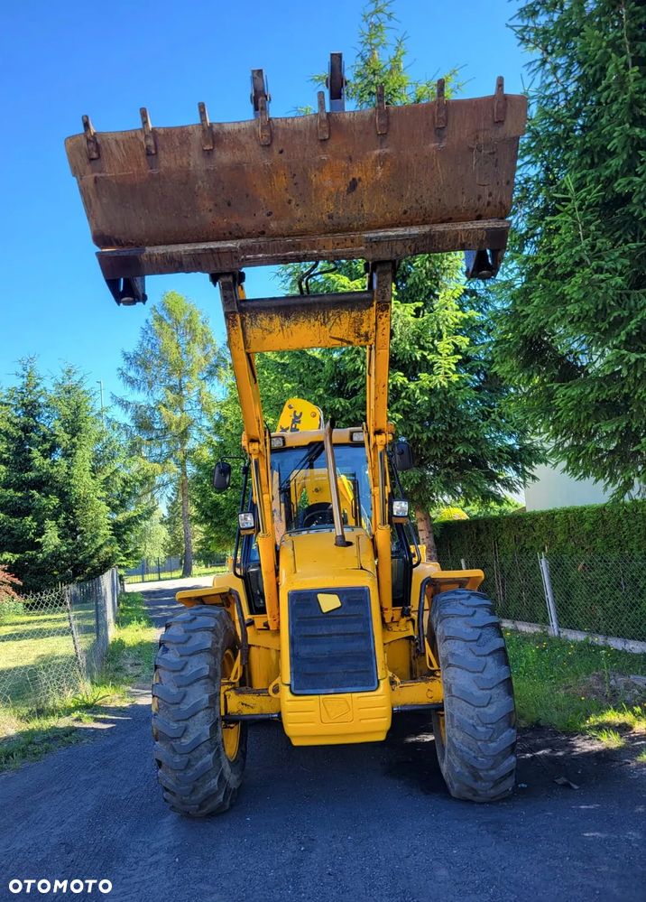 JCB 4CX - 9